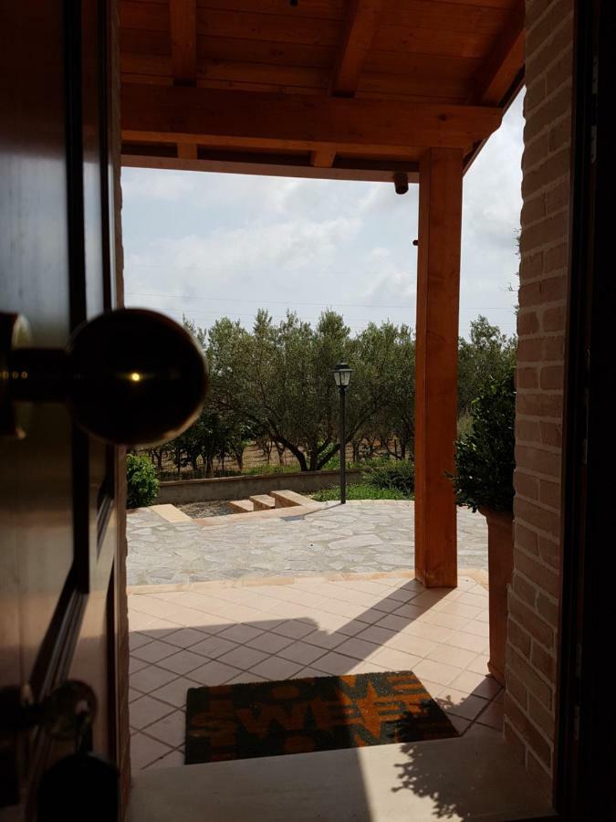 הוילה קרופאני Borgo Santa Lucia מראה חיצוני תמונה