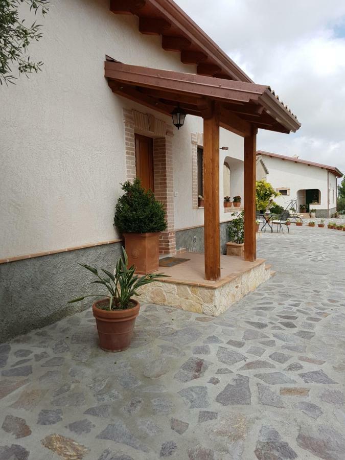 הוילה קרופאני Borgo Santa Lucia מראה חיצוני תמונה