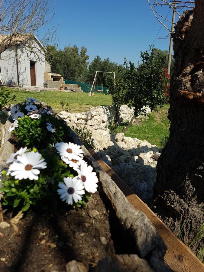 הוילה קרופאני Borgo Santa Lucia מראה חיצוני תמונה
