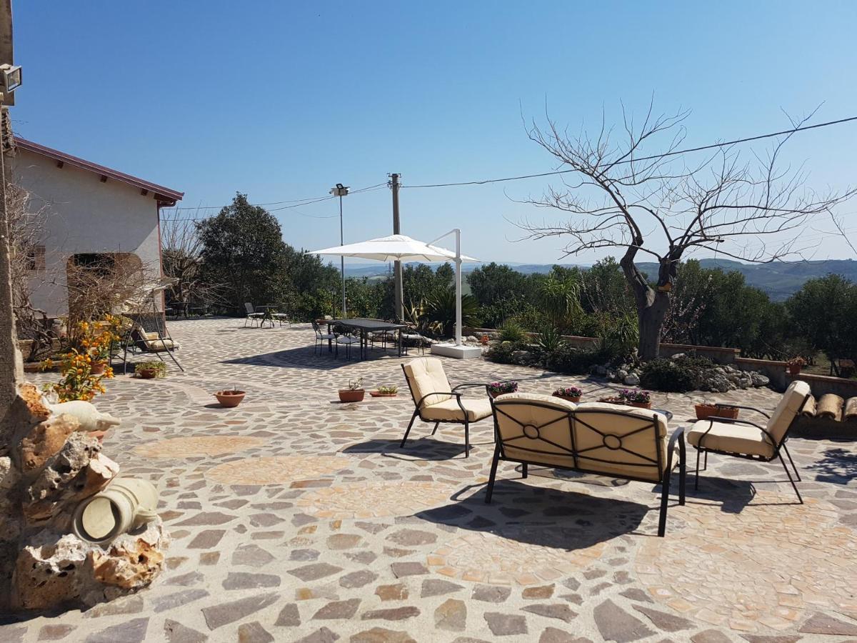 הוילה קרופאני Borgo Santa Lucia מראה חיצוני תמונה